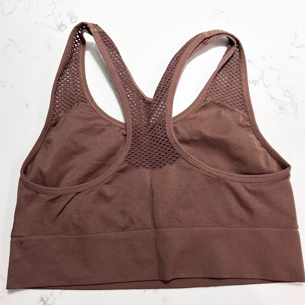 โฅ๐ฑ๐ฎ ๐๐๐๐ (x2) Racerback Sports Bra - Picture 9 of 15